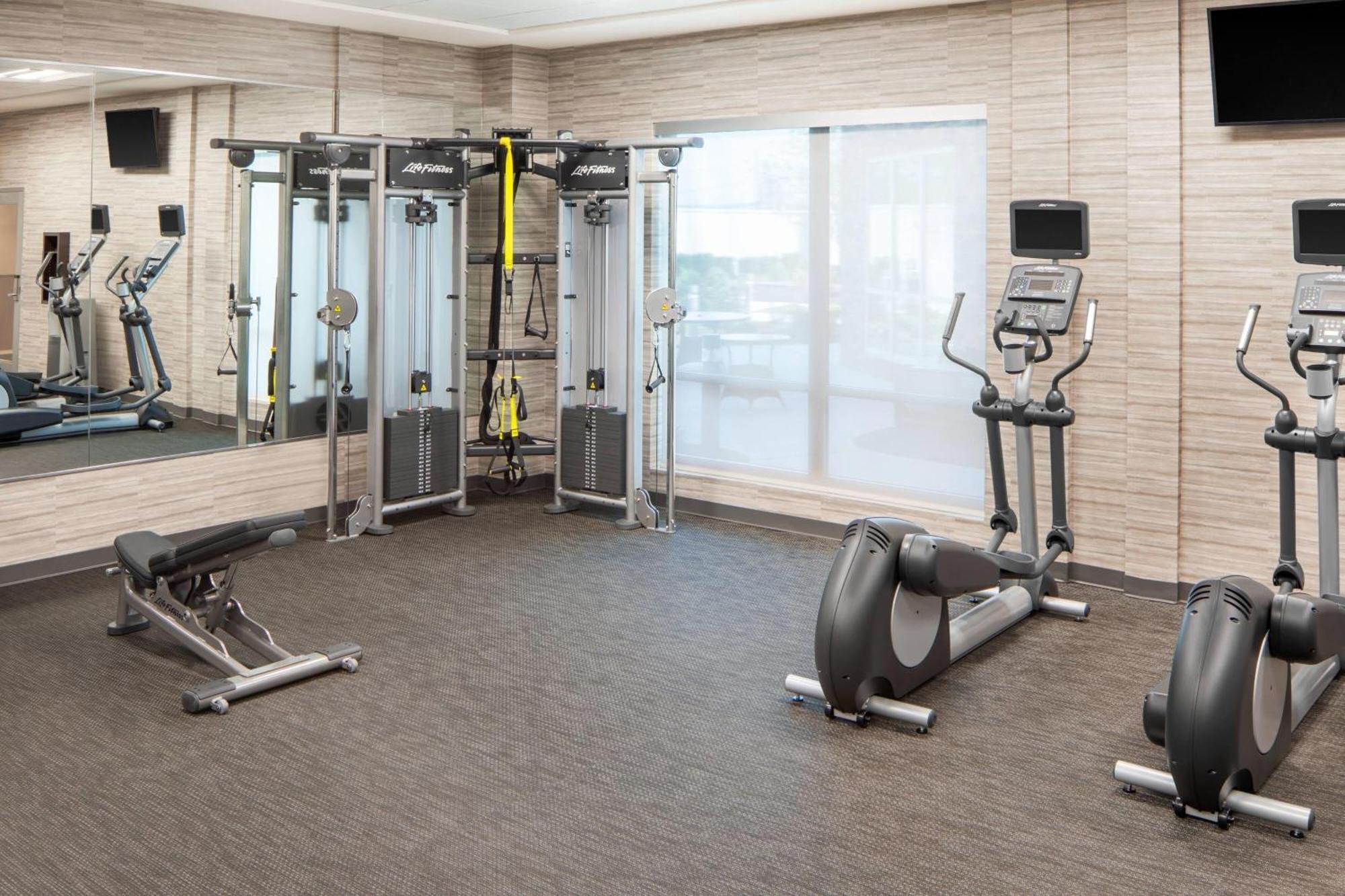 Hotel Courtyard By Marriott Fairfield